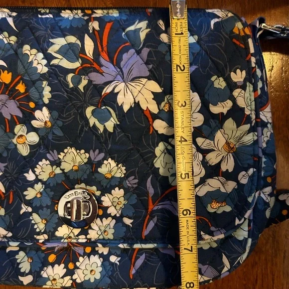 Vera Bradley Saddle Crossbody Turnlock Key Bag in Floral Bursts - Picture 12 of 13